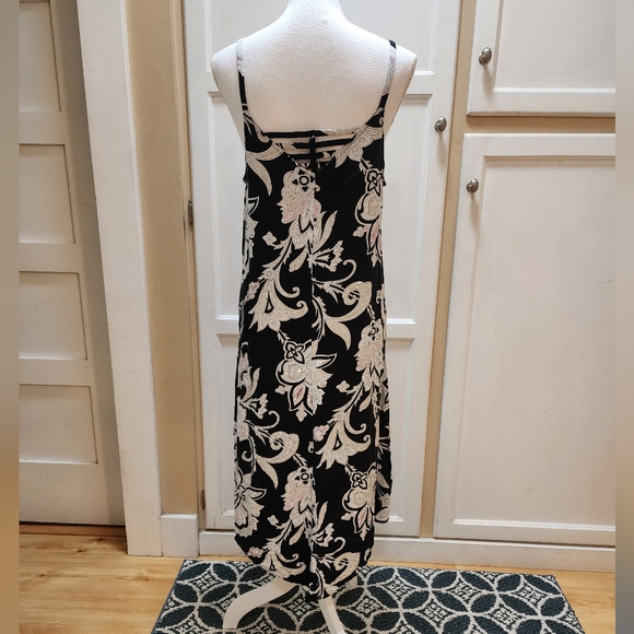 Westport Women's Floral Sleeveless Midi - Picture 6 of 11